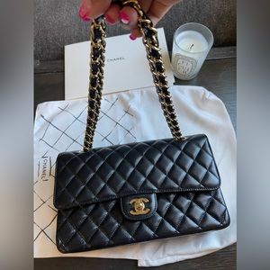 ❌SOLD❌BRAND NEW!!! MICROCHIPPED Chanel Classic Double Flap Medium in Caviar.